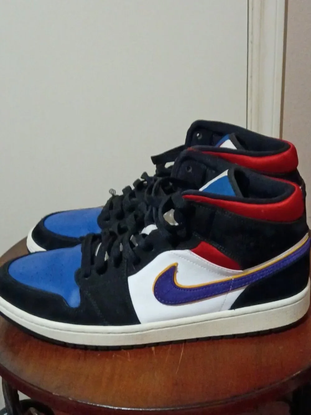 852542-005 Nike Air Jordan 1 Mid Lakers Top 3 Purple White Red Blue Men's Sz 10